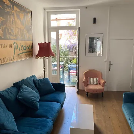 Frühstückspension La Maison D'arles 2*